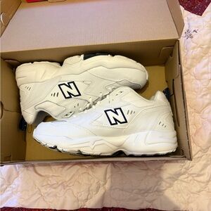 New Balance 608 v1 sz 8 mens New in Box